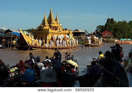Royal Karaweik Barge In Phaung Daw Oo Pagoda Festival,Myanmar.