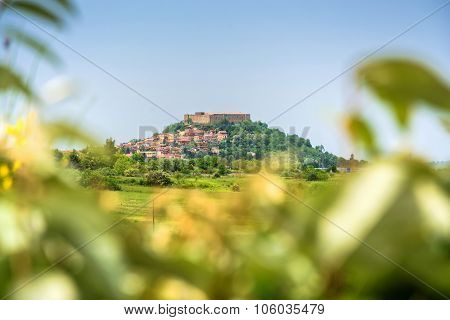 Lagopesole In Basilicata, Italy