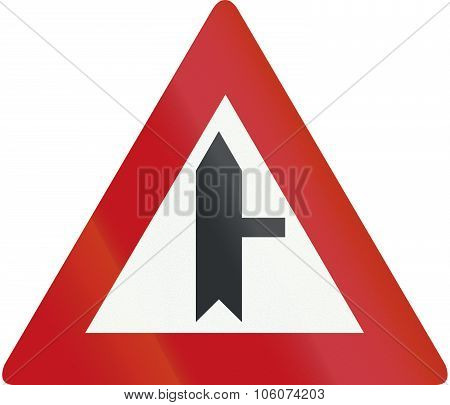Dutch Road Sign B5 - Road Junction With Priority Over Minor Road From The Right