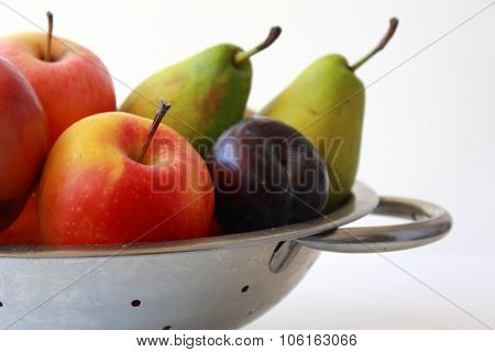 Fruits in a dish