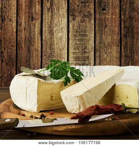 camembert cheese slice.