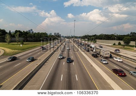 Toronto 401 Highway And Traffic