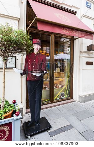 Saher Hotel And Famous Sachertorte Chocolate Cakes