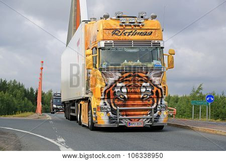 Show Truck Tiger Of Kuljetus Ristimaa On The Road