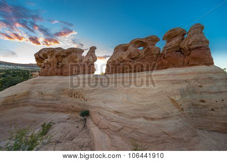 Hoodoos At Sunset Devils Garden
