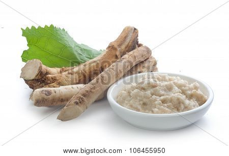 Horseradish's Root And Grated Horseradish