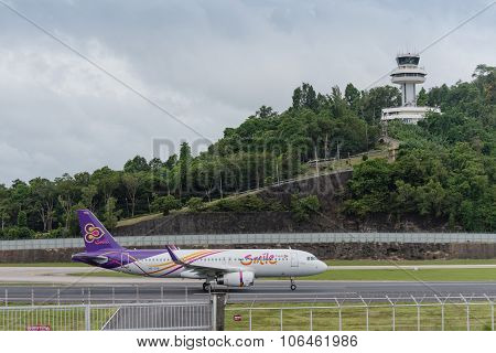 Thai Smile Airline Landing At Phuket Airport