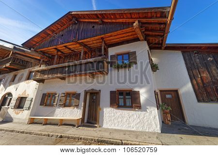 Enchanting Upper Bavarian-styled Houses In Garmisch-partenkirchen