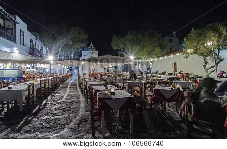 Chora By Night, Mykonos, Greece