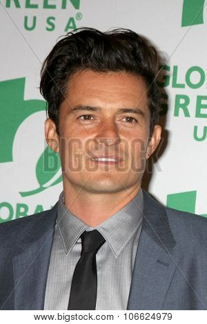 LOS ANGELES - OCT 29:  Orlando Bloom at the Global Green Hosts Book Lauch of 