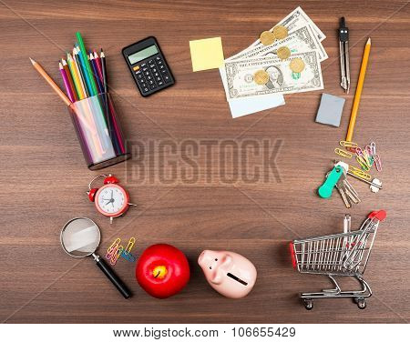 Shopping cart and money with empty place