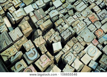 English Alphabet Letters And Other Signs In Sets With Keystrokes Of Classical Typography