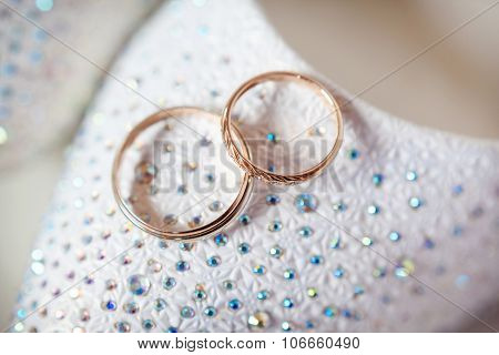 Gold Wedding Rings
