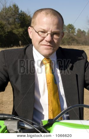 ダートバイク ビジネスマン