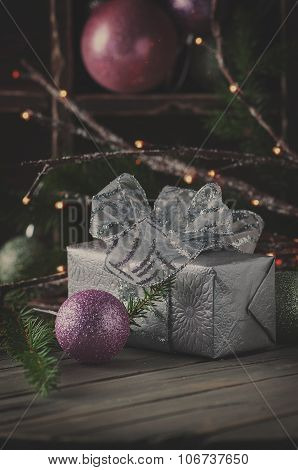 Christmas Decor On The Vintege Table