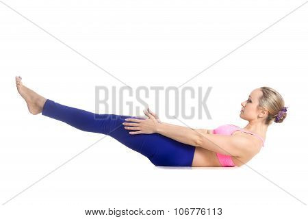 Ardha Navasana