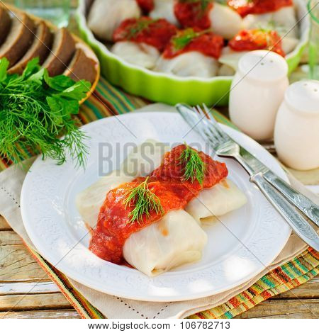Cabbage Rolls With Tomato Sauce And Dill