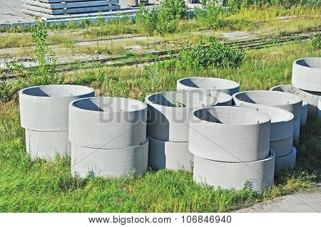 Concrete circle pit