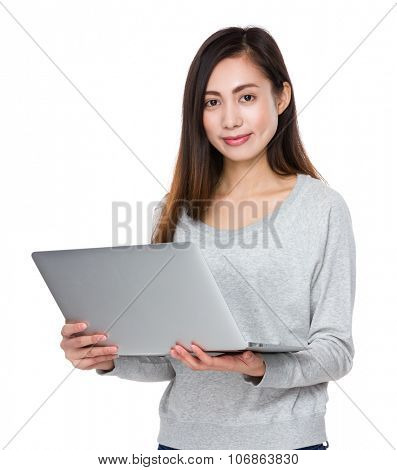 Young woman use of the noteboook computer