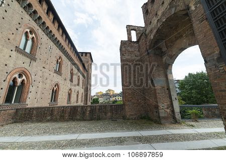 Pavia (italy): Castle
