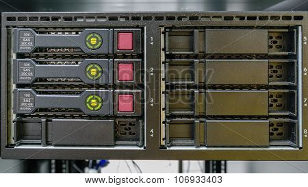 Server And Raid Storage