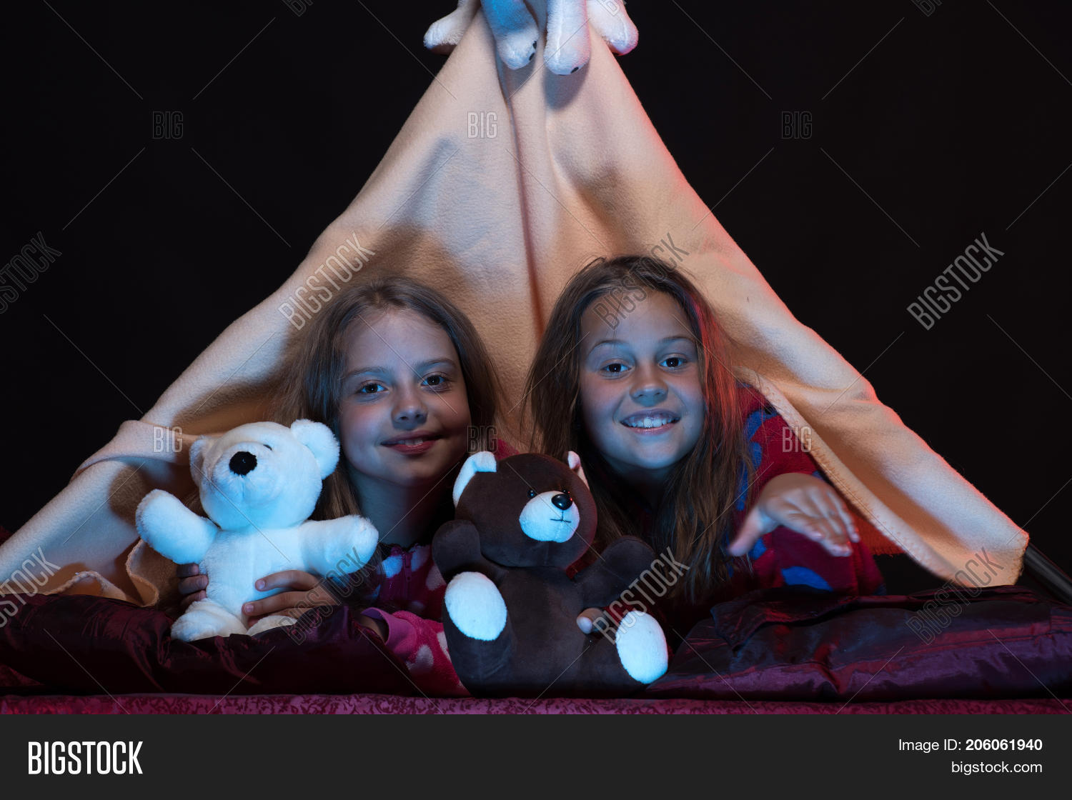 girls friends pyjamas