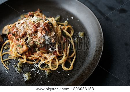 Hamemade ingredients Spaghetti pasta dish