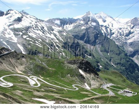 Grossglockner v Alpách