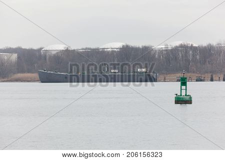 Arthur Kill From New Jersey