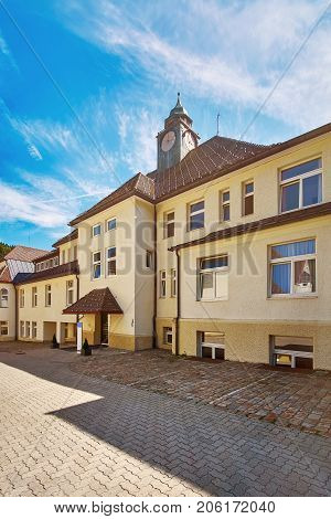 Building In Bolsternang