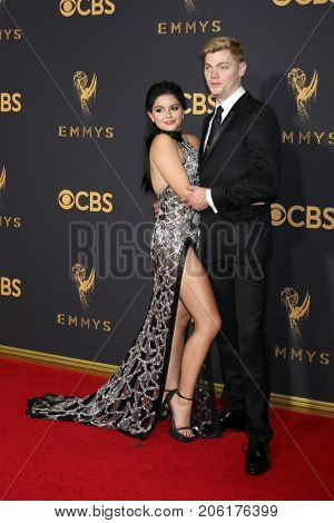 LOS ANGELES - SEP 17:  Ariel Winter, Levi Meaden at the 69th Primetime Emmy Awards - Arrivals at the Microsoft Theater on September 17, 2017 in Los Angeles, CA