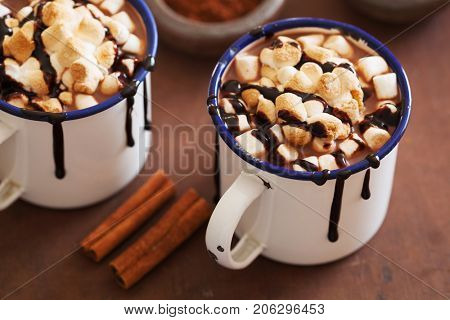 s'mores hot chocolate mini marshmallows cinnamon winter drink