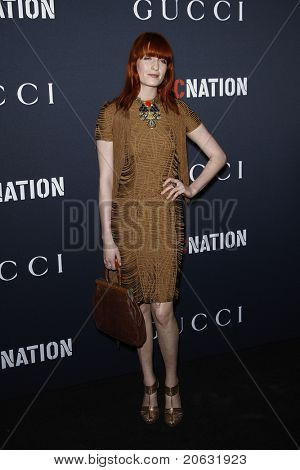 WEST HOLLYWOOD - FEB 12: Florence Welch ankommer til Gucci og RocNation Pre-GRAMMY Brunch afholdt 