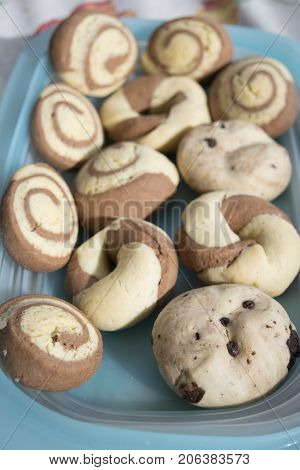 french macarons made at home with genuine ingredients
