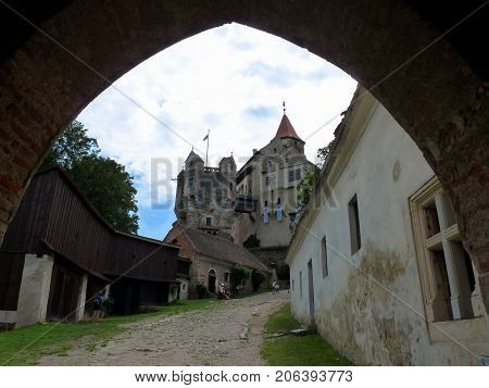 Pernstejn Castle is a castle on a rock above the village of Nedvedice some 40 kilometres 25 mi northwest of Brno in the South Moravian Region Czech Republic.