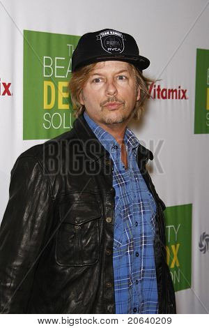 WEST HOLLYWOOD, CA - 13 kwietnia: David Spade na Kimberly Snyder Book Launch Party dla 