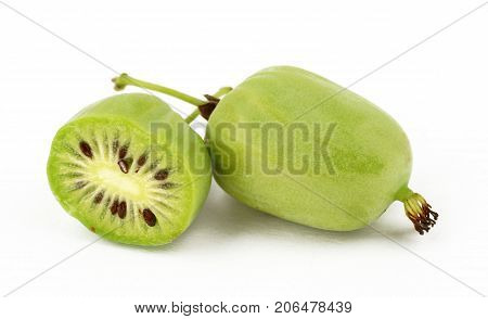 actinidia vitamin berry hardy kiwi food nature deliceosa isolated