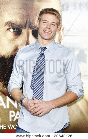 LOS ANGELES - 19 mei: Trevor Donovan op de première van 'The Hangover Part II' gehouden in het Grauman