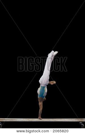 Atleta su barre parallele