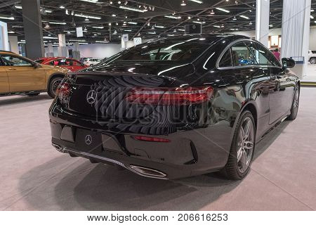 Mercedes-benz E400 On Display