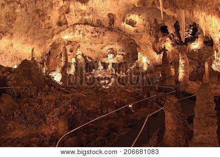 Trail through the Big Room, Carlsbad Caverns National Park, New Mexico