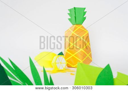 Concept Fruit Juice, Element Reklama. Splash From Lemon