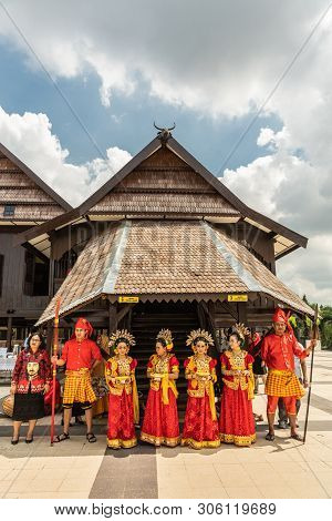 Makassar, Sulawesi, Indonesia - February 28, 2019: Welcome By Women And Men In Traditional Local Gar