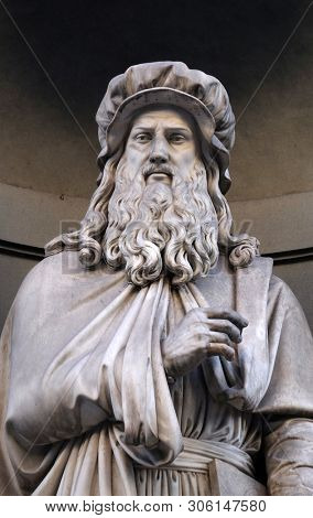 FLORENCE, ITALY - JANUARY 11, 2019: Leonardo da Vinci, statue in the Niches of the Uffizi Colonnade in Florence, Italy