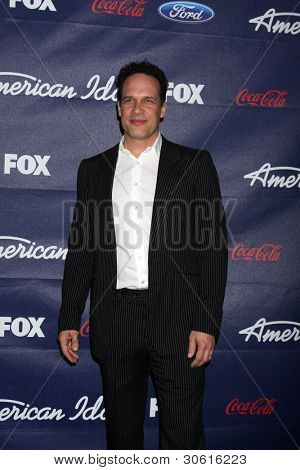 LOS ANGELES - MAR 1: Diedrich Bader ankommer til American Idol sæson 11 Top 13 festen på det de 