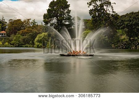 The Well Known Fountain On Virginia Lake In Whanganui