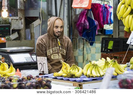 Tel Aviv , Israel - 21 November 2017: Sellers On The Old Grocery Street Nahalat-benjamin
