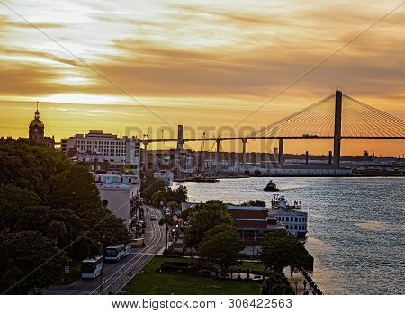 The Sydney Lanier Bridge Across The Savannah River