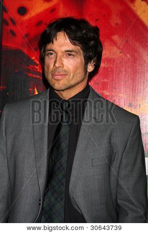 LOS ANGELES - JAN 25: Jason Gedrick anländer till den 
