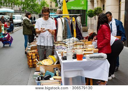 Paris, France, 20 May 2019 - Unidentified People At The Traditional Flea Market  In The Morning, Fle